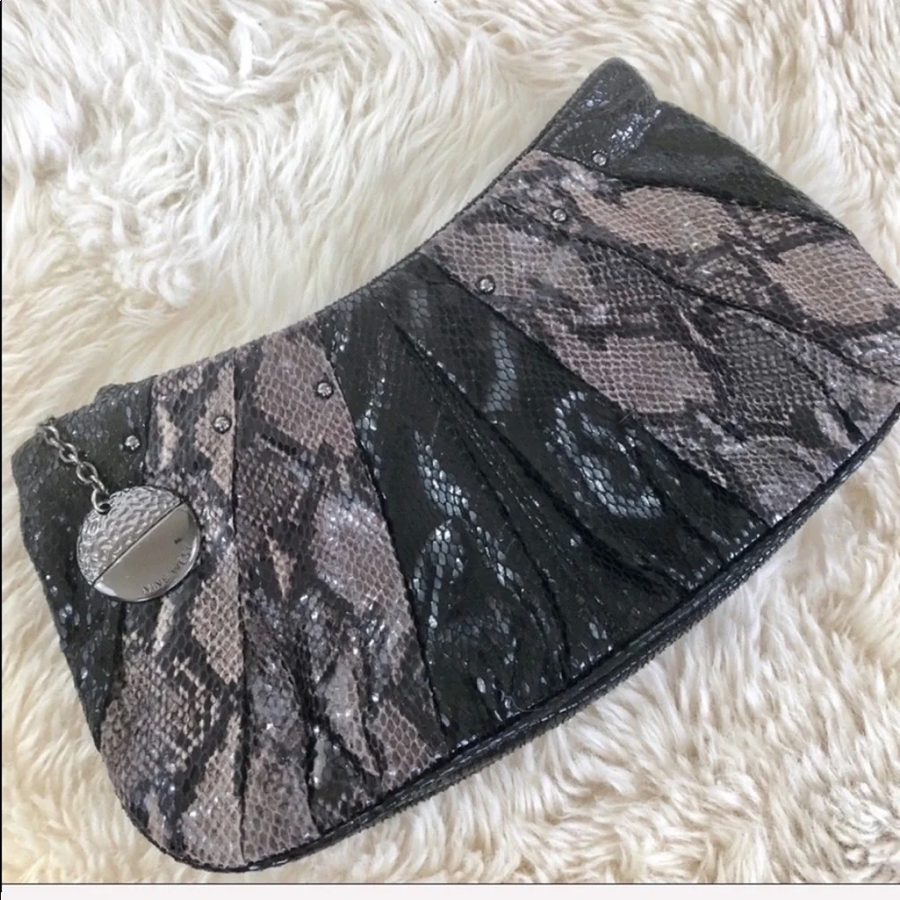 NINE WEST SNAKESKIN WRISTLET CLUTCH.